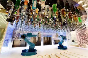 Bar robotico di una nave da crociera fotografato da Betulla Studio durante il progetto internazionale sviluppato per IVM.